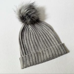 Calvin Klein NWOT Ribbed Logo Color-Pop Pom-Pom Hat in Gray